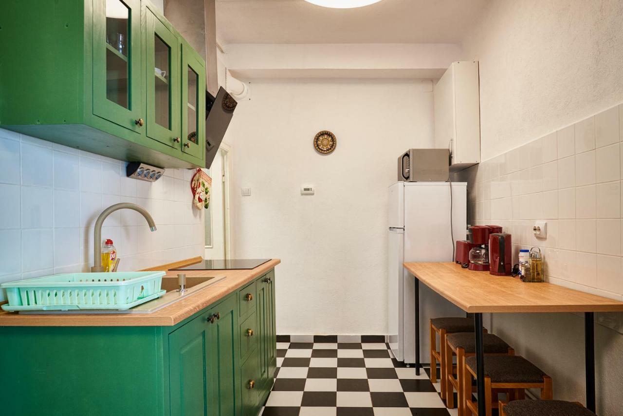 City Escape Apartments Brasov Bagian luar foto